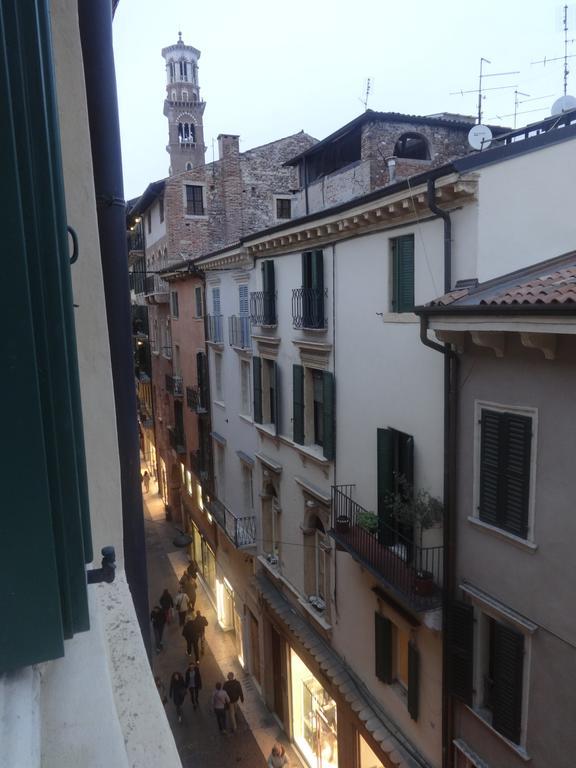 Il Cappello Di Giulietta Hotel เวโรนา ภายนอก รูปภาพ