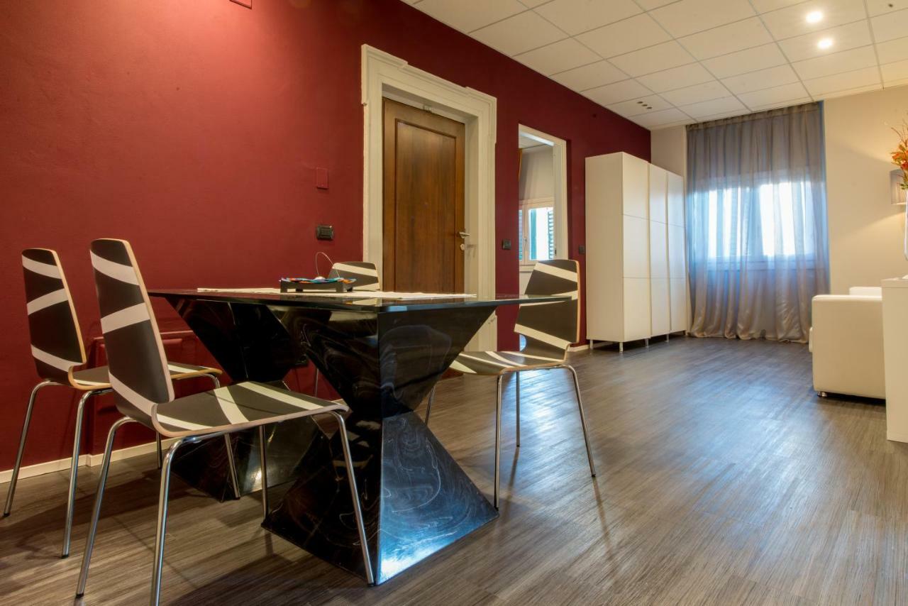 Il Cappello Di Giulietta Hotel เวโรนา ภายนอก รูปภาพ