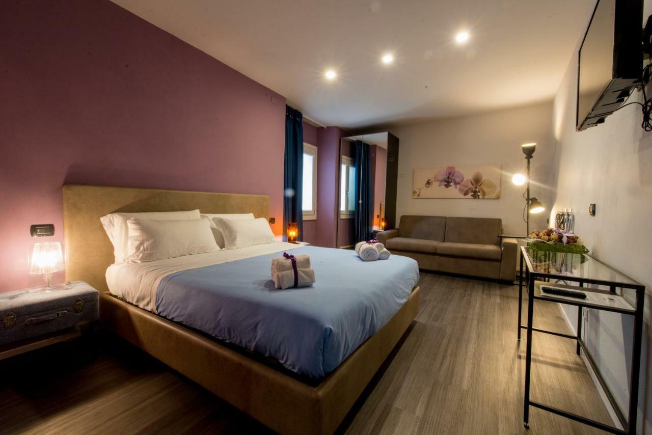 Il Cappello Di Giulietta Hotel เวโรนา ภายนอก รูปภาพ