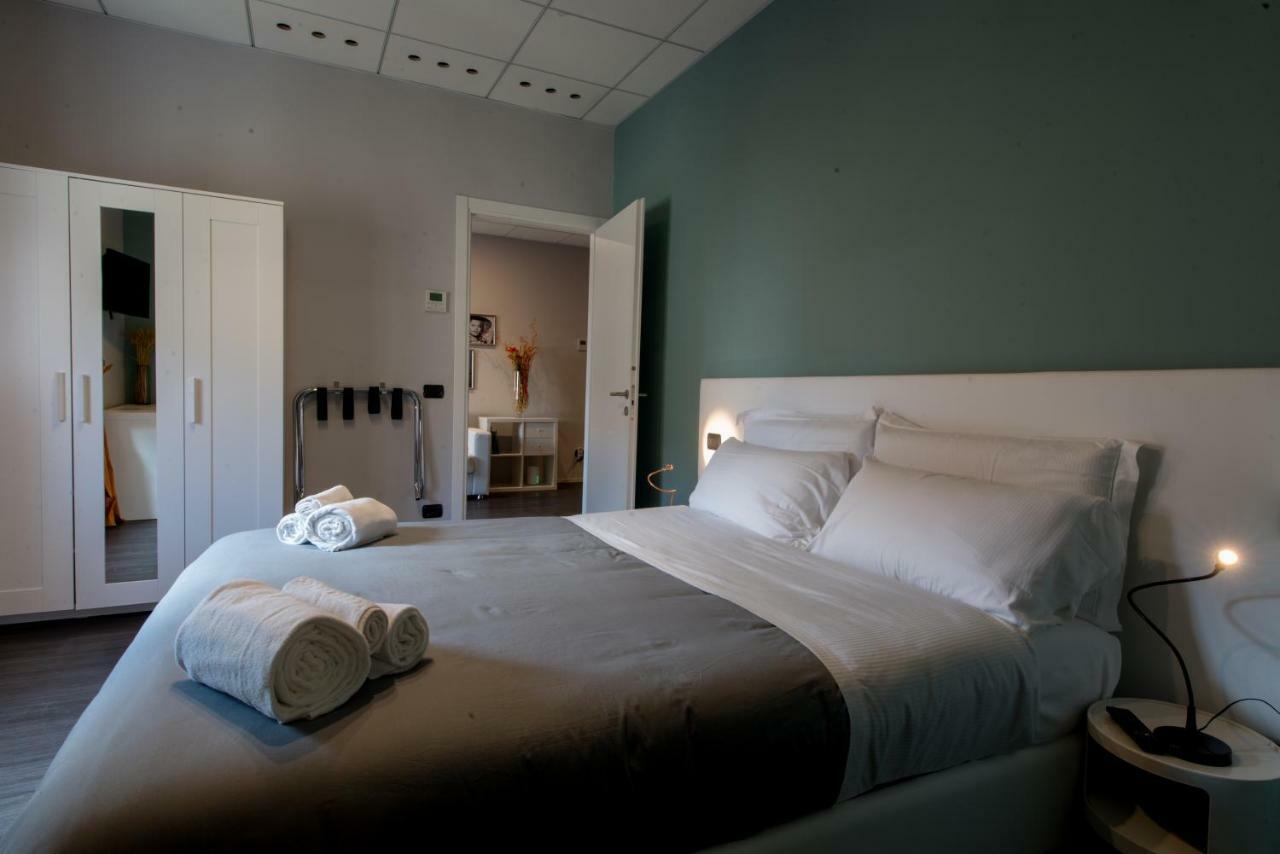 Il Cappello Di Giulietta Hotel เวโรนา ภายนอก รูปภาพ